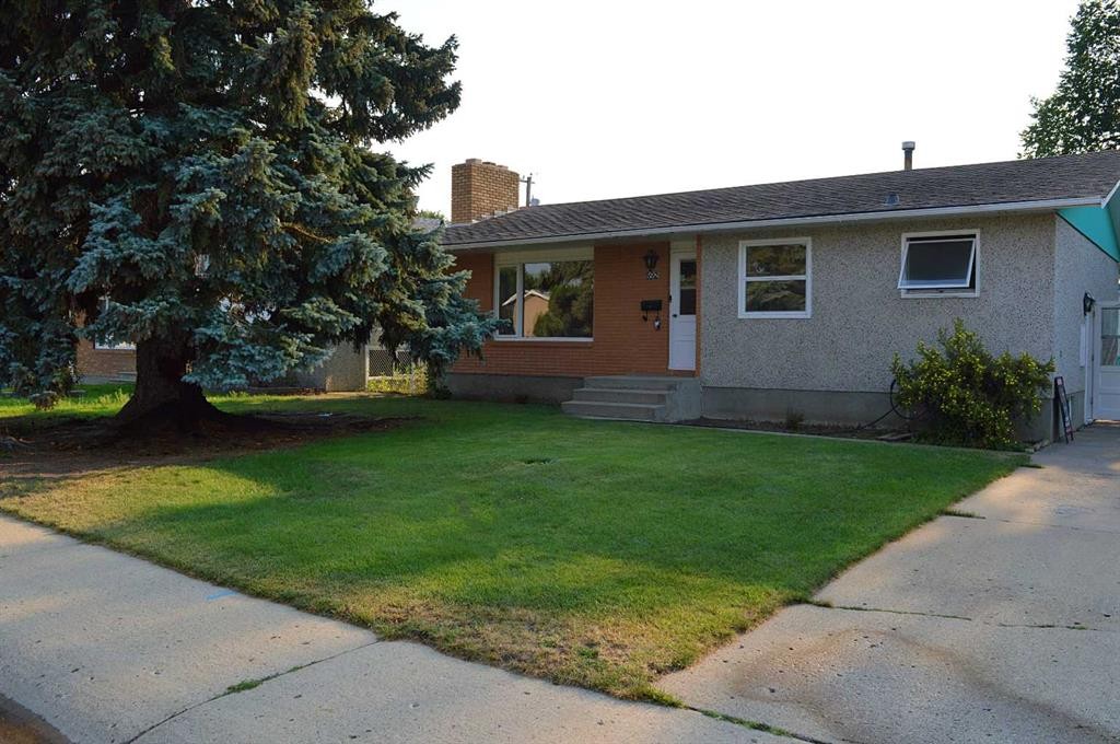 892 Bassett Crescent Nw, Medicine Hat, AB - Outdoor