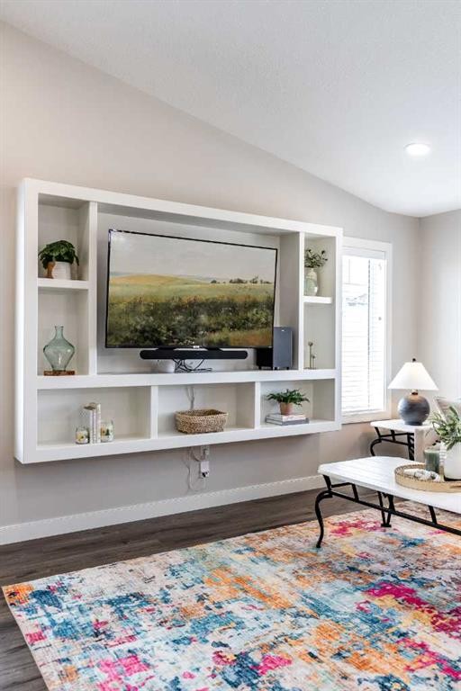 71 Ranchlands Boulevard Ne, Medicine Hat, AB - Indoor Photo Showing Living Room