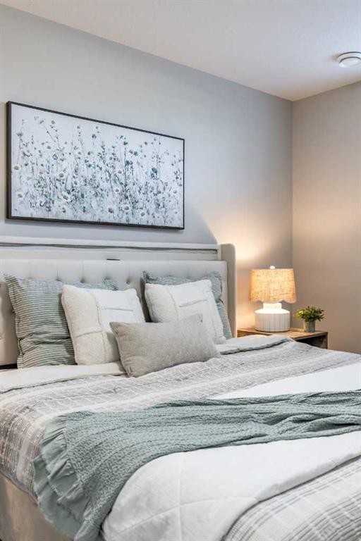 71 Ranchlands Boulevard Ne, Medicine Hat, AB - Indoor Photo Showing Bedroom