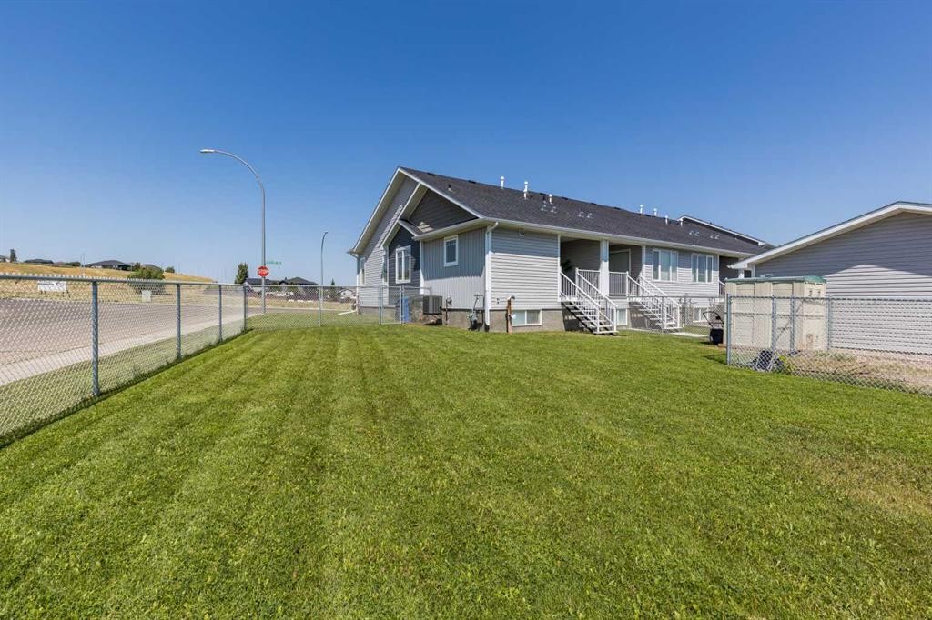 71 Ranchlands Boulevard Ne, Medicine Hat, AB - Outdoor