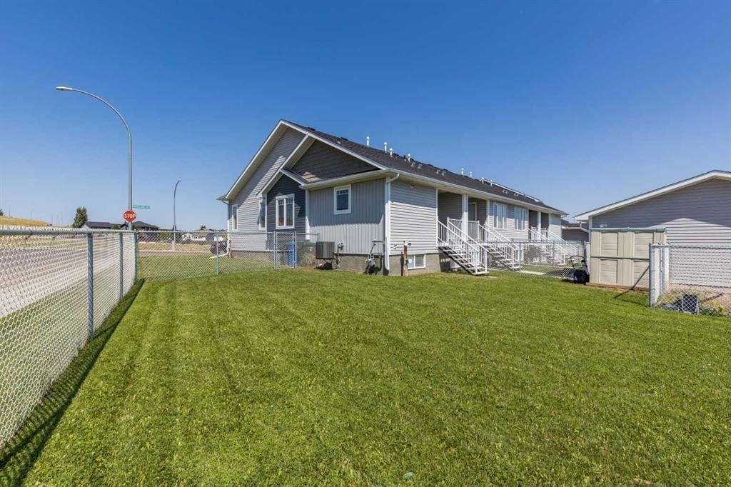 71 Ranchlands Boulevard Ne, Medicine Hat, AB - Outdoor