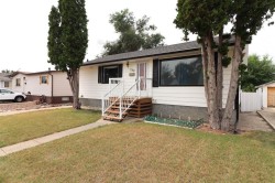 328 2nd Street SERedcliff, AB T0J 2P0