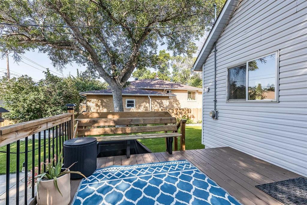 259 3 Street Nw, Medicine Hat, AB - Outdoor With Deck Patio Veranda With Exterior
