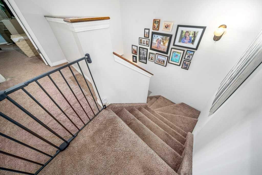 316 Washington Way Se, Medicine Hat, AB - Indoor Photo Showing Other Room