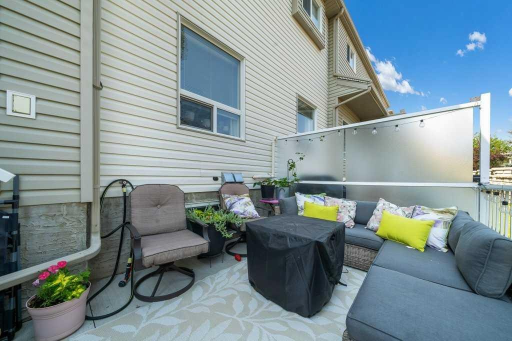 316 Washington Way Se, Medicine Hat, AB - Outdoor With Deck Patio Veranda With Exterior