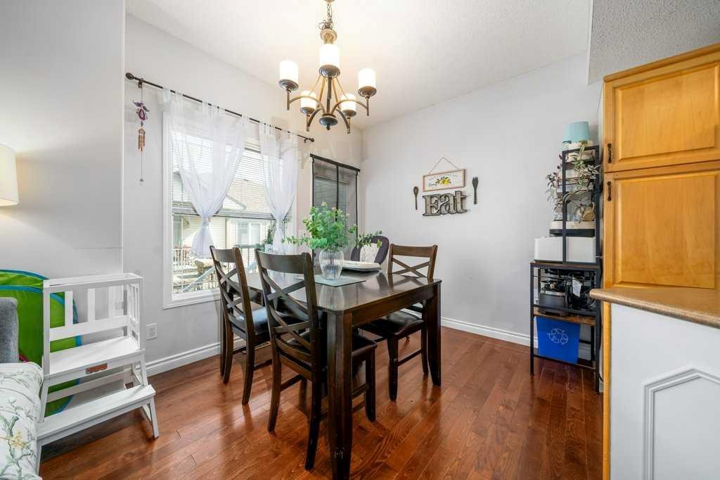 316 Washington Way Se, Medicine Hat, AB - Indoor Photo Showing Dining Room