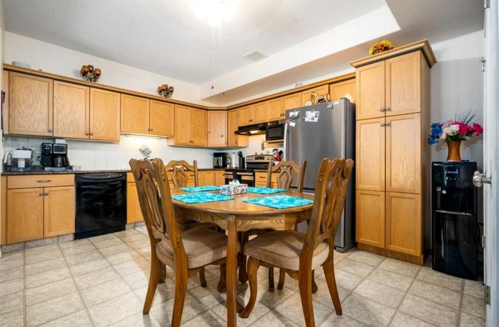 2-10 Broadway Court Nw, Redcliff, AB - Indoor