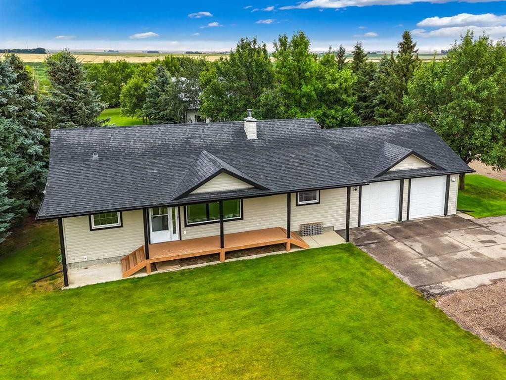 104063 Range Road 111, Bow Island, AB - Outdoor With Deck Patio Veranda