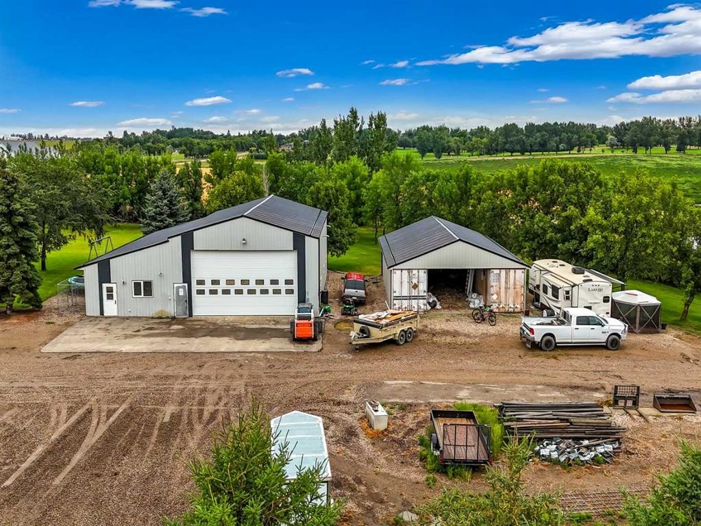 104063 Range Road 111, Bow Island, AB - Outdoor