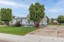 106 2 Street NERedcliff, AB T0J 2P2