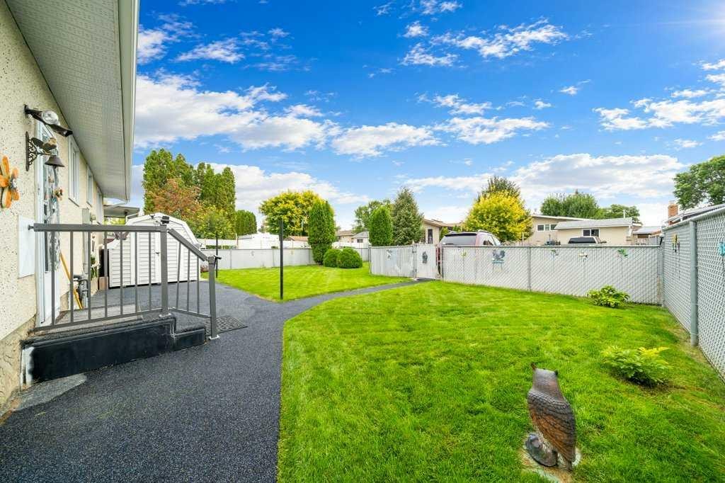 29 Cairns Way Se, Medicine Hat, AB