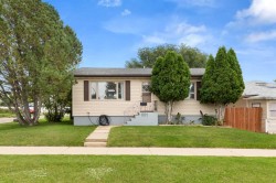 601 3 Street SERedcliff, AB T0J 2P0