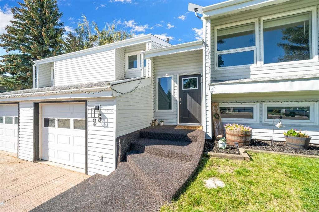 25 Fairway Crescent, Foremost, AB