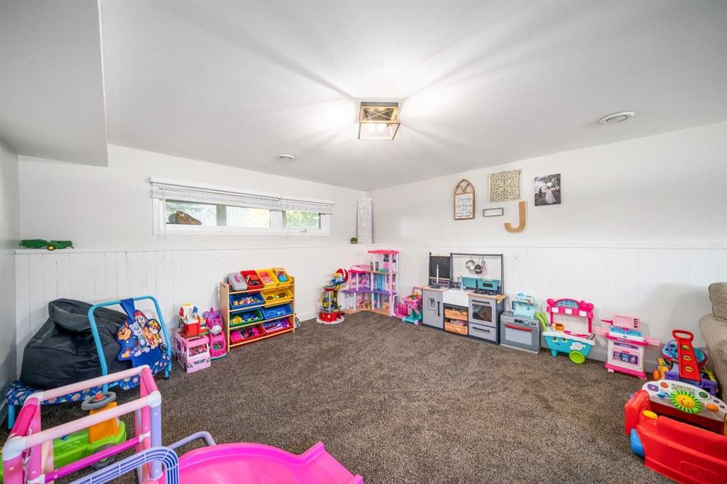 25 Fairway Crescent, Foremost, AB