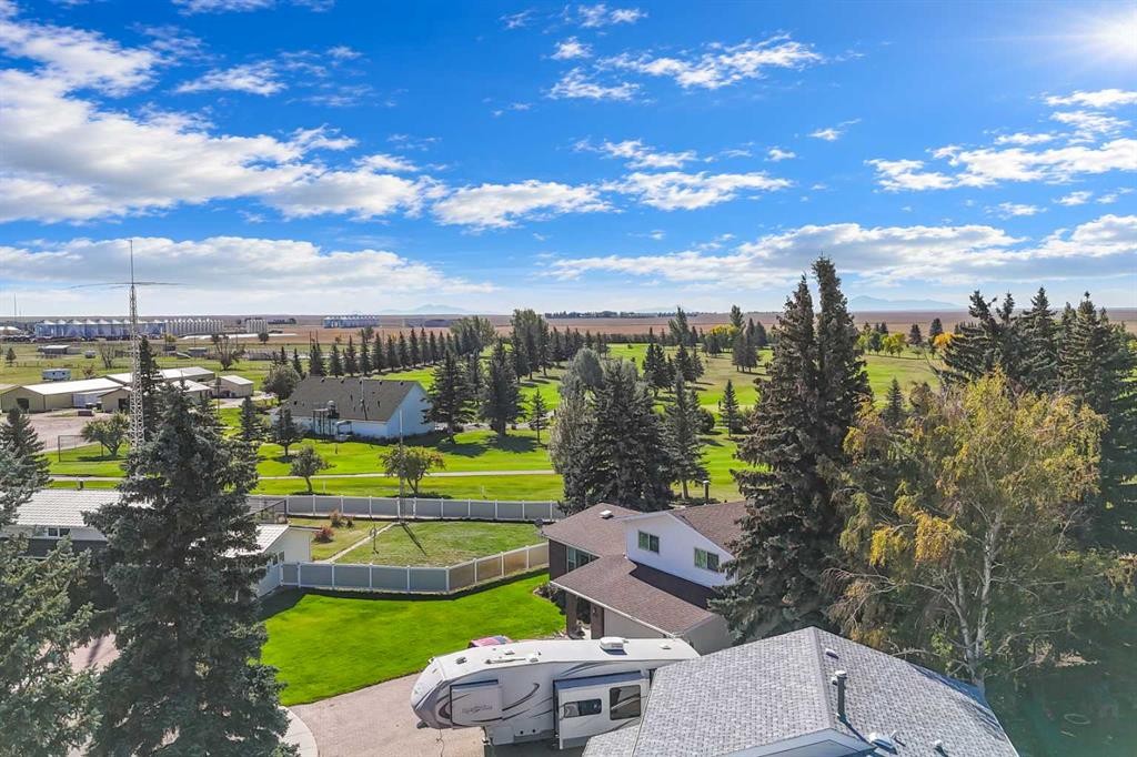 25 Fairway Crescent, Foremost, AB
