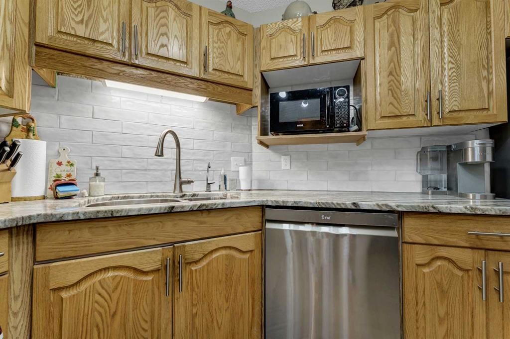 304-252 4 Street Se, Medicine Hat, AB