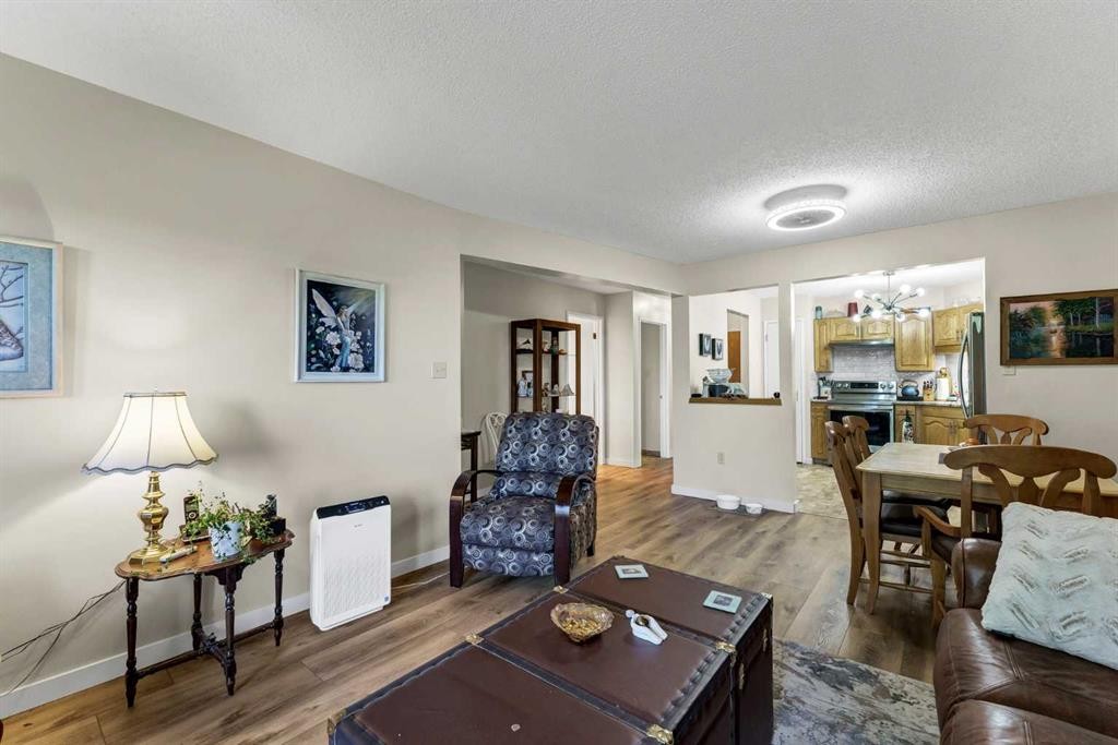 304-252 4 Street Se, Medicine Hat, AB
