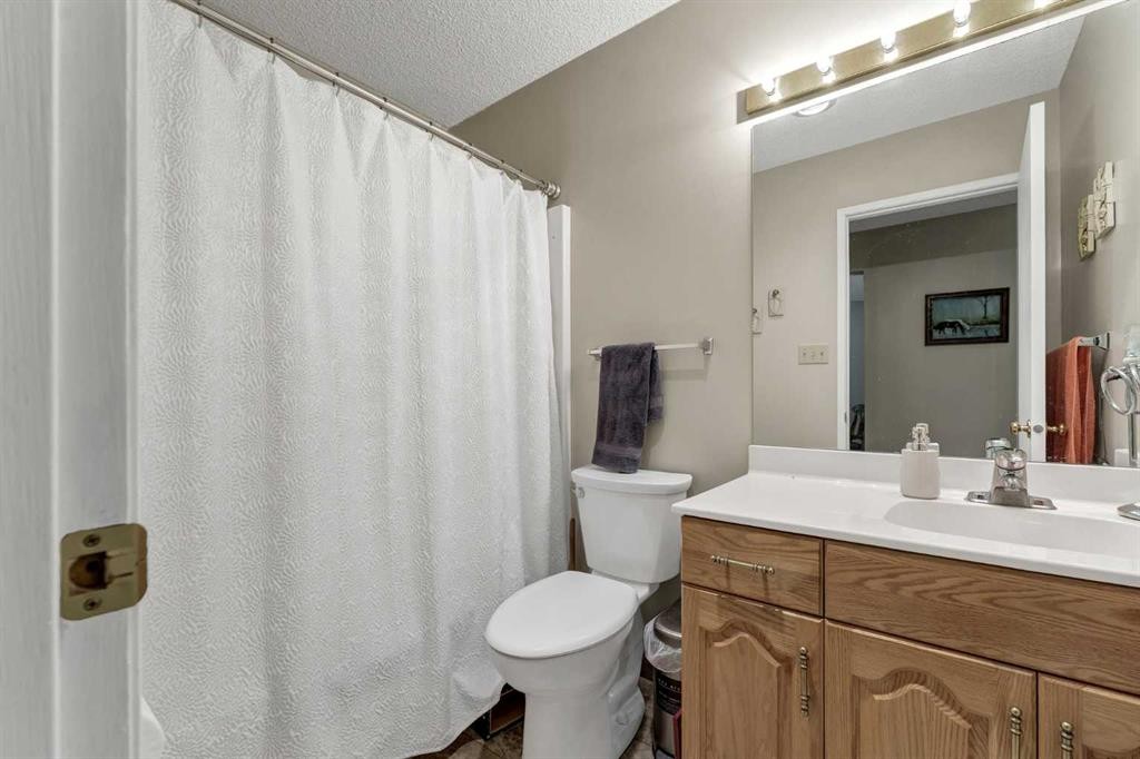 304-252 4 Street Se, Medicine Hat, AB