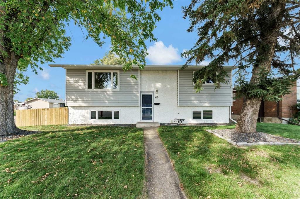 60 Gray Crescent Nw, Medicine Hat, AB