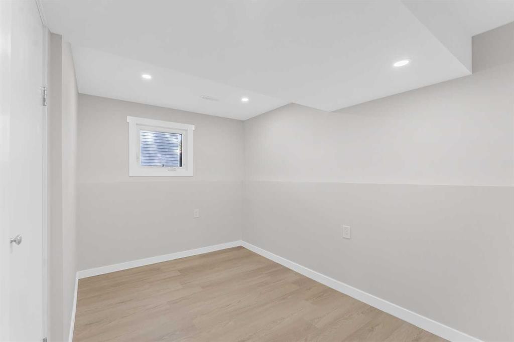60 Gray Crescent Nw, Medicine Hat, AB