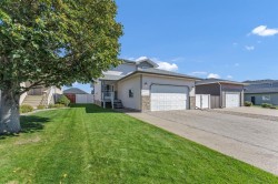 2459 7 Avenue NEMedicine Hat, AB T1C 1Y5