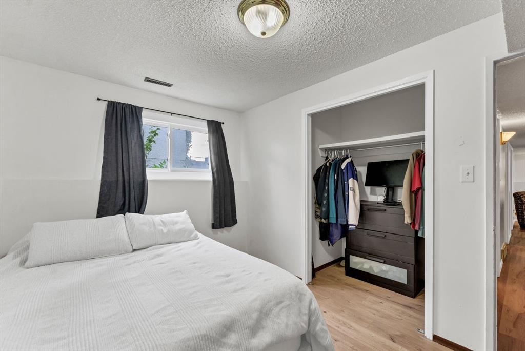 253 11 Street Ne, Medicine Hat, AB