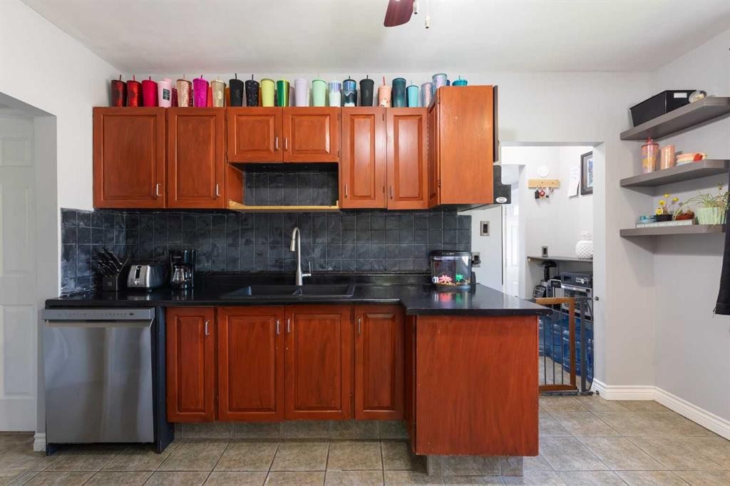 1178 Queen Street Se, Medicine Hat, AB