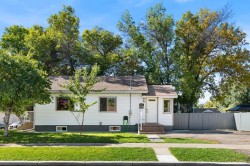 1178 Queen Street SEMedicine Hat, AB T1A 1B4