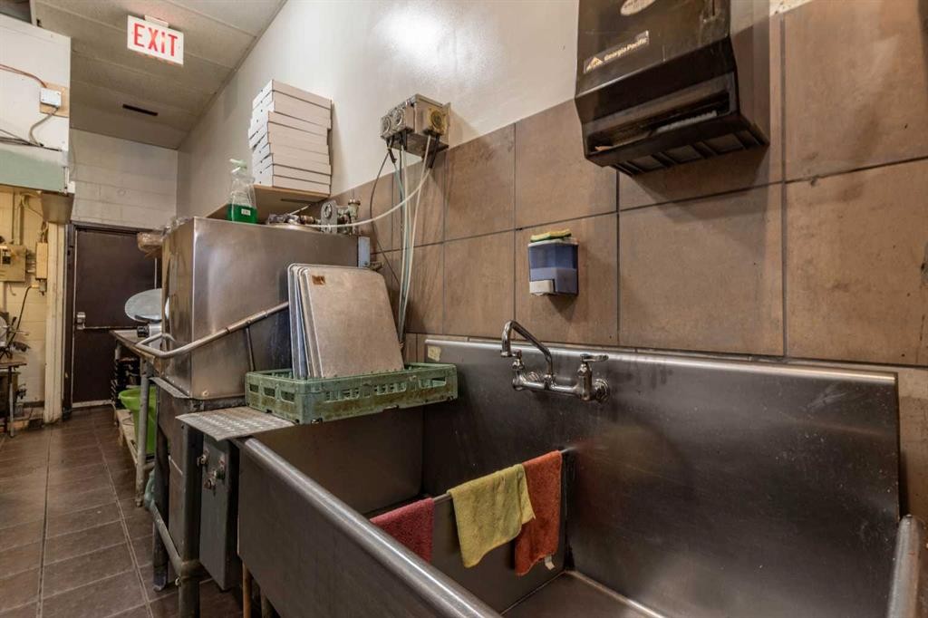 E-303 Southridge Drive Se, Medicine Hat, AB