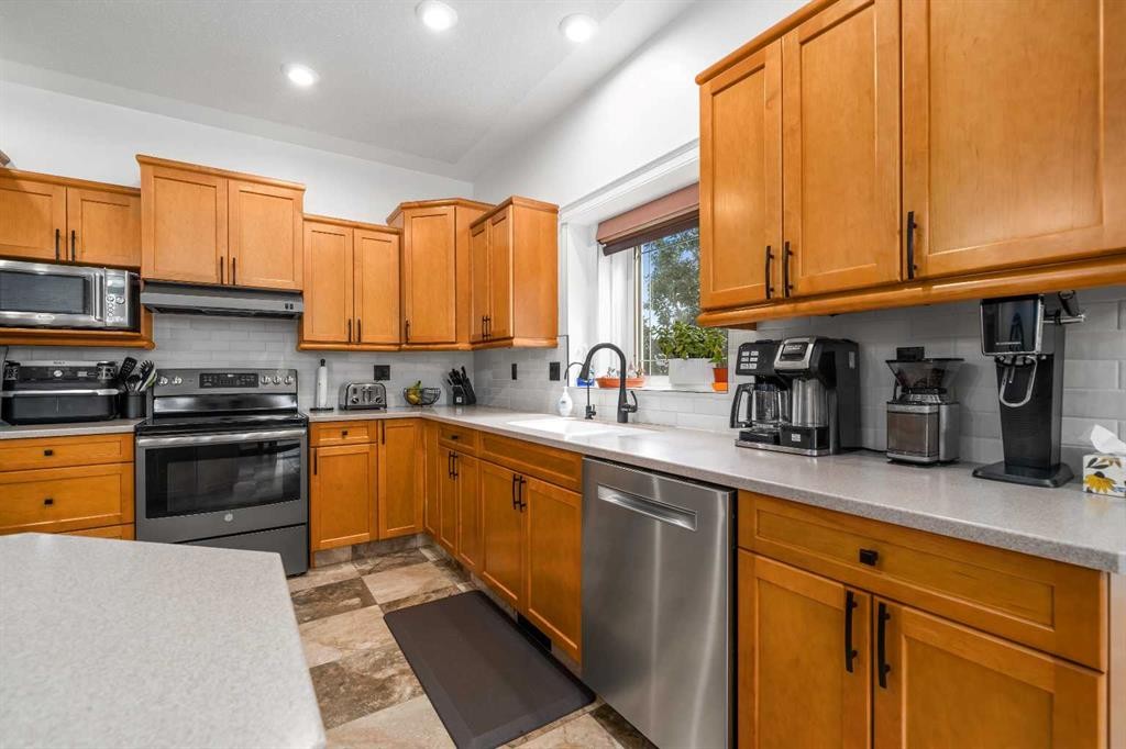 2448 7 Avenue Ne, Medicine Hat, AB