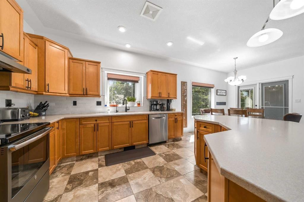 2448 7 Avenue Ne, Medicine Hat, AB