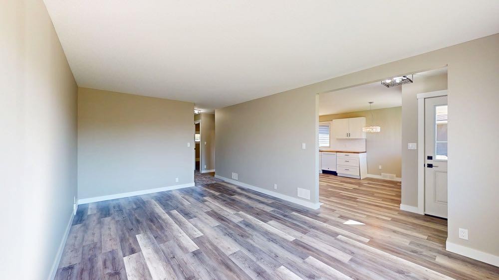 644 7 Street Sw, Medicine Hat, AB
