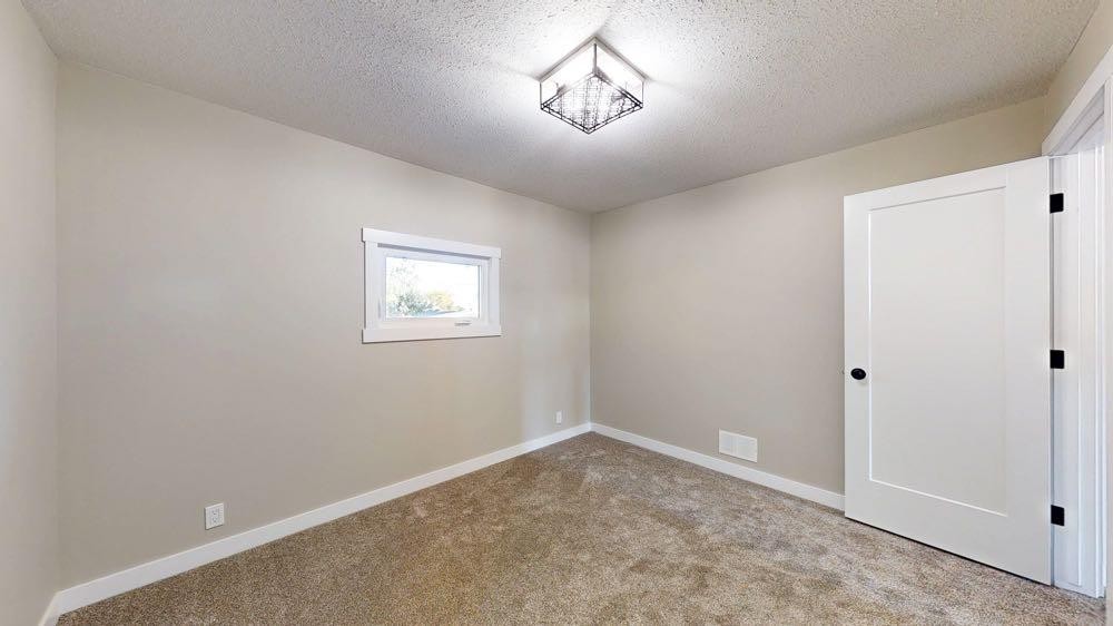 644 7 Street Sw, Medicine Hat, AB