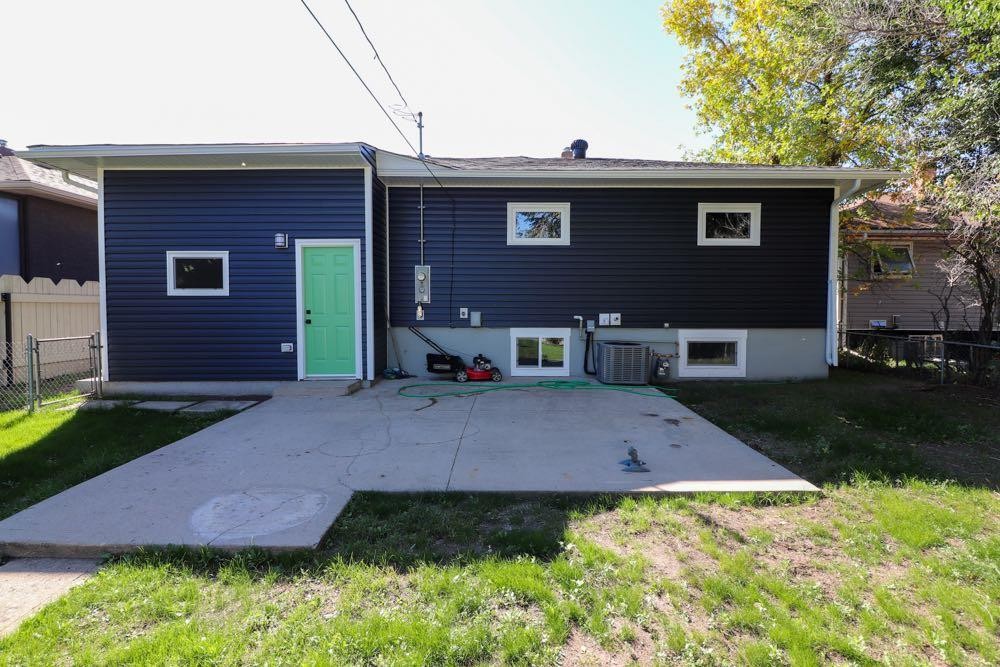 644 7 Street Sw, Medicine Hat, AB