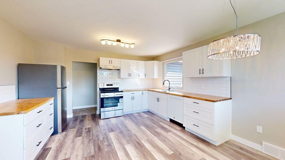644 7 Street Sw, Medicine Hat, AB