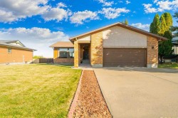80 East Glen Drive SEMedicine Hat, AB T1B 2X4
