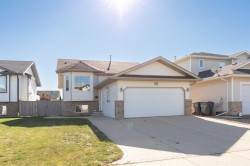 593 Stark Way SEMedicine Hat, AB T1B 4P6