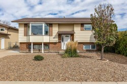46 Ross Haven Place SEMedicine Hat, AB T1B 2V1