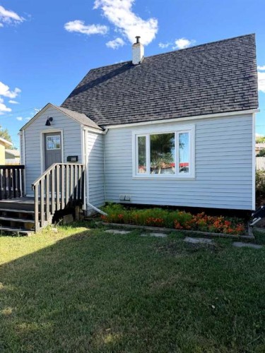 620 Broadway Avenue EAST Redcliff, AB T0J 2P0