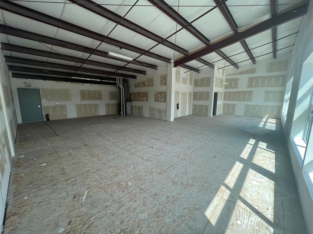 201-206-554 Carmichael, Hinton, AB