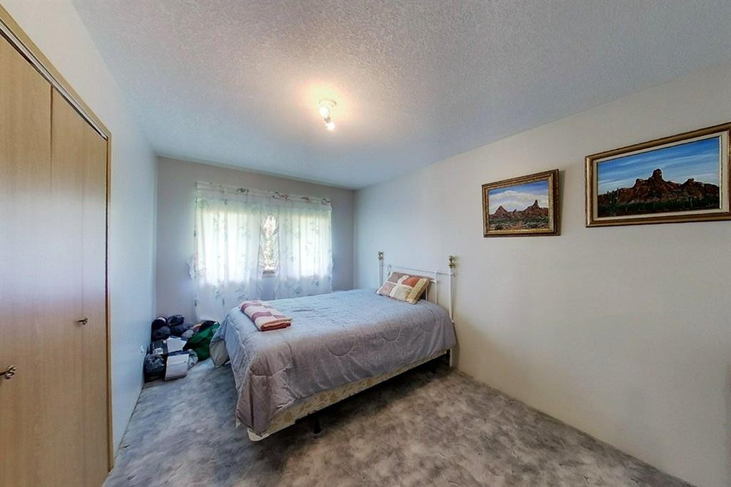 5114 49 Ave, Robb, AB - Indoor Photo Showing Bedroom