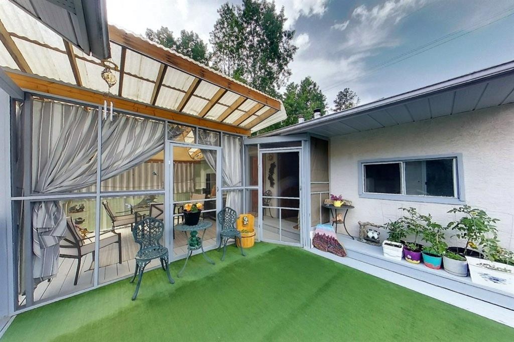 5114 49 Ave, Robb, AB - Outdoor With Exterior