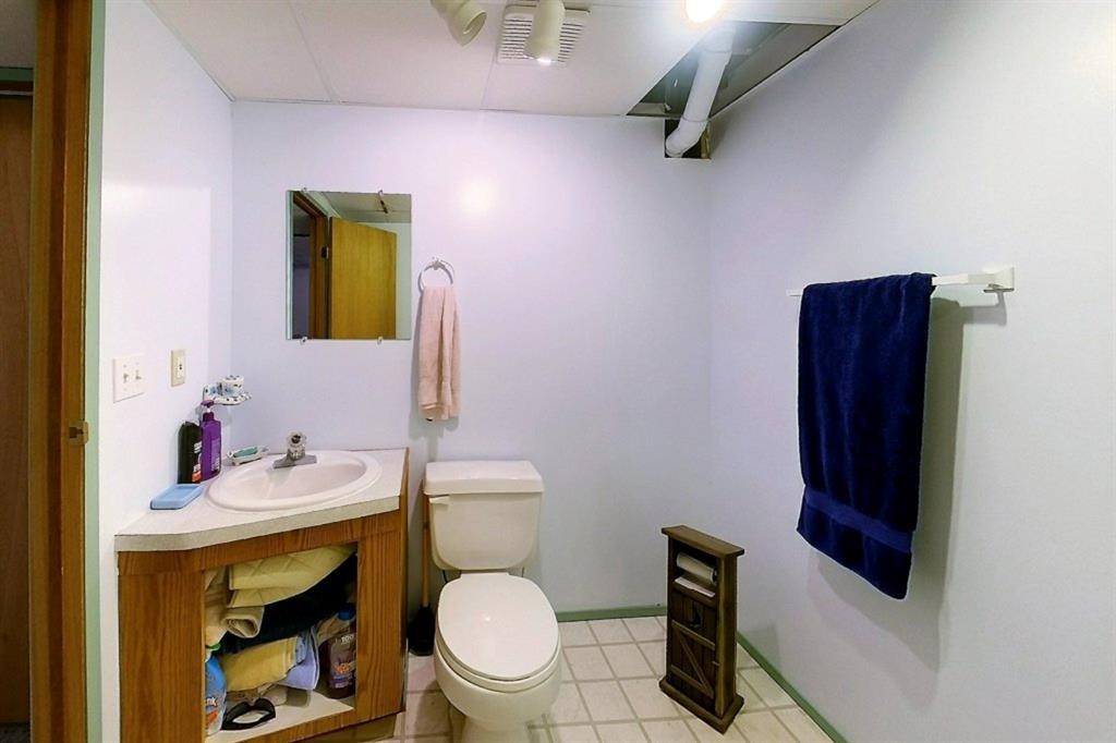 5114 49 Ave, Robb, AB - Indoor Photo Showing Bathroom