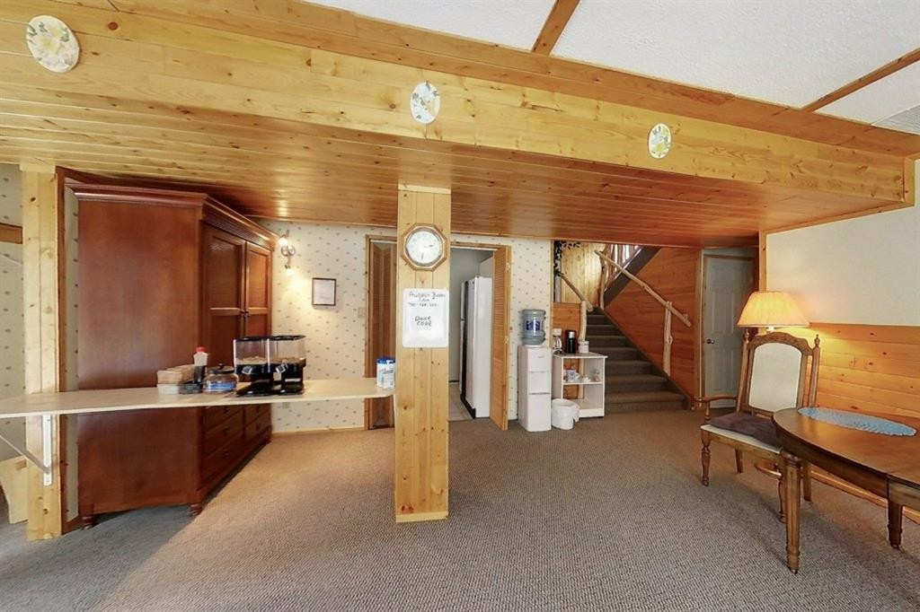 5114 49 Ave, Robb, AB - Indoor Photo Showing Other Room