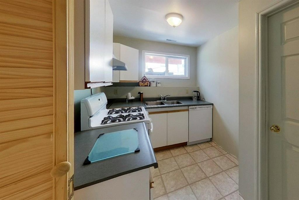 5114 49 Ave, Robb, AB - Indoor Photo Showing Other Room