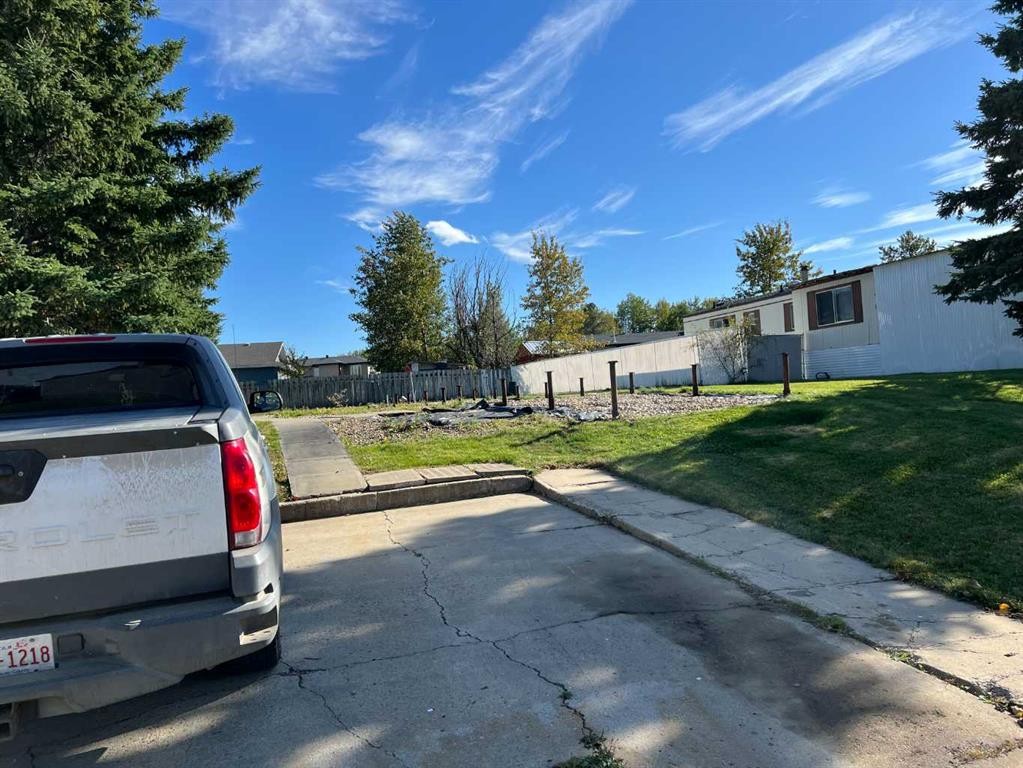 811 5 A Street, Fox Creek, AB