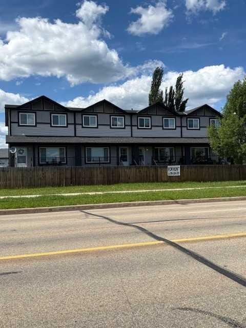 8 Anderson Close, Whitecourt, AB - Outdoor With Facade