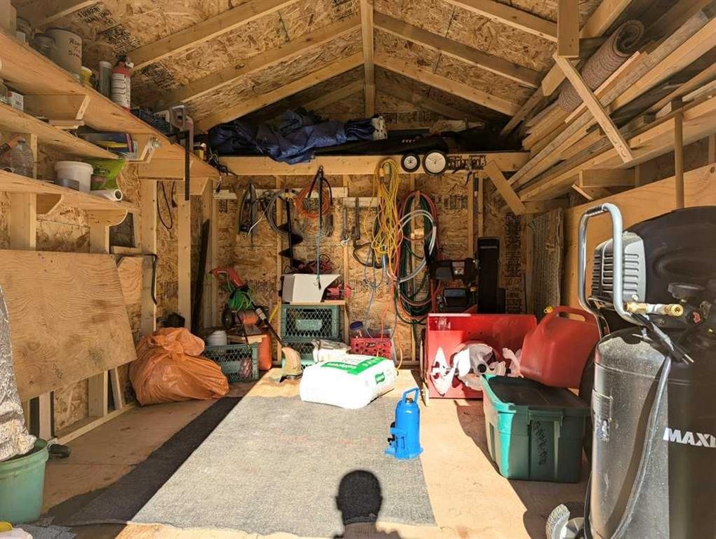 7 4 Avenue Sw, Faust, AB - Indoor Photo Showing Other Room