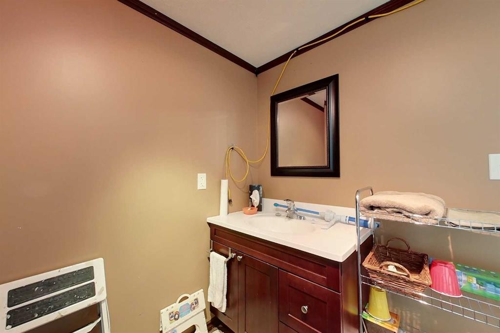 3-10428 Township Road 735, Rural Big Lakes County, AB