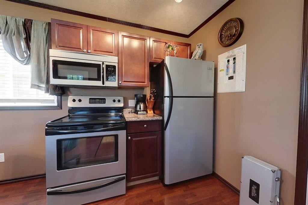 3-10428 Township Road 735, Rural Big Lakes County, AB